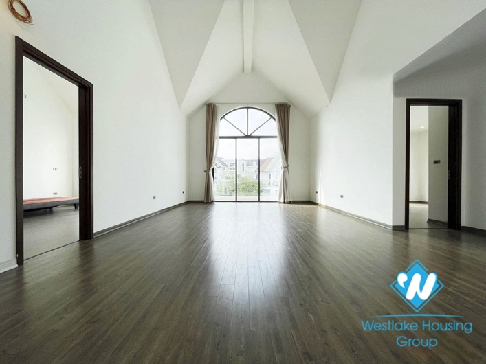 Pool villas for rent at Vinhome Riverside Long Bien Ha Noi